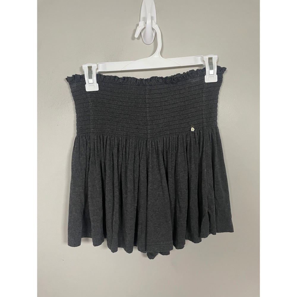 Natural Life Daisy Smocked Flowy Shorts in Gray Size Medium Boho Loungewear